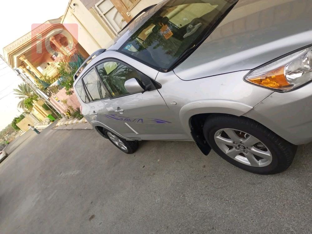 تويوتا راف 4